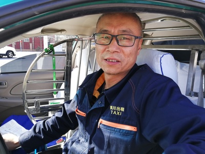 暖心 提气 振奋--宁夏各界群众畅谈政府工作报告感受